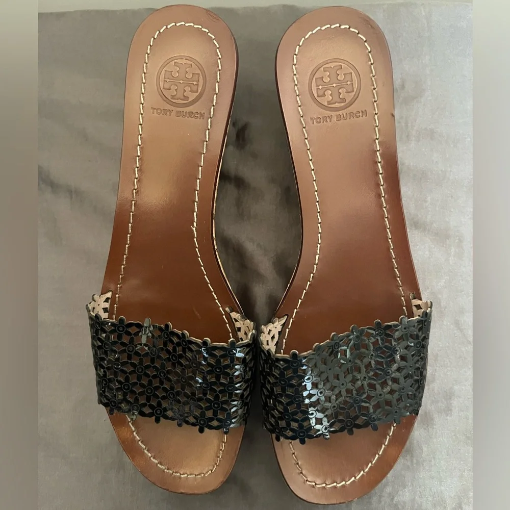 Tory Burch Black Floral Laser-Cut Cork Wedge Slide